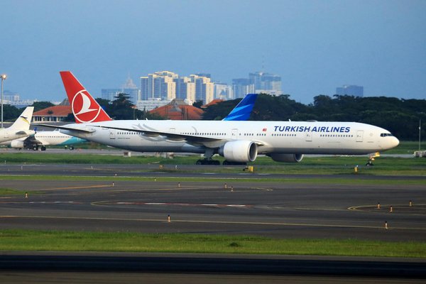 Où pratiquer le snorkeling au milieu des raies manta à Hawaii ?